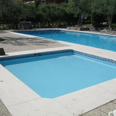 Apartman Nice With Pool In